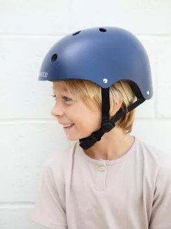 Banwood Helmet In Navy Blue 14 Banwood Helmet In Navy Blue
