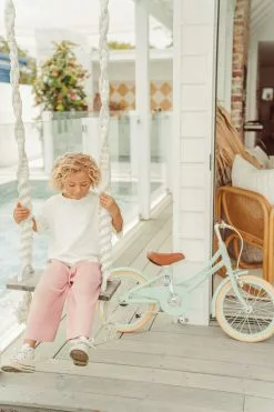 Banwood Classic Pedal Bicycle - Mint Bikes & Trikes