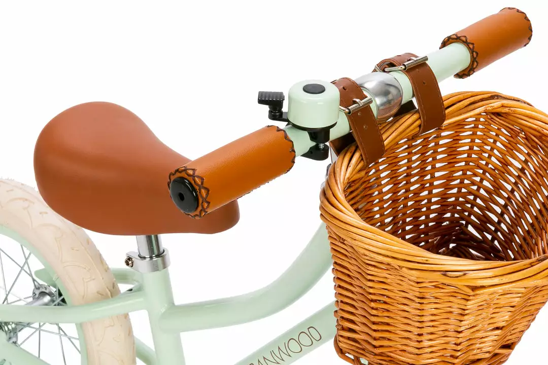 Banwood First Go Balance Bike - Mint 6 Banwood First Go Balance Bike - Mint