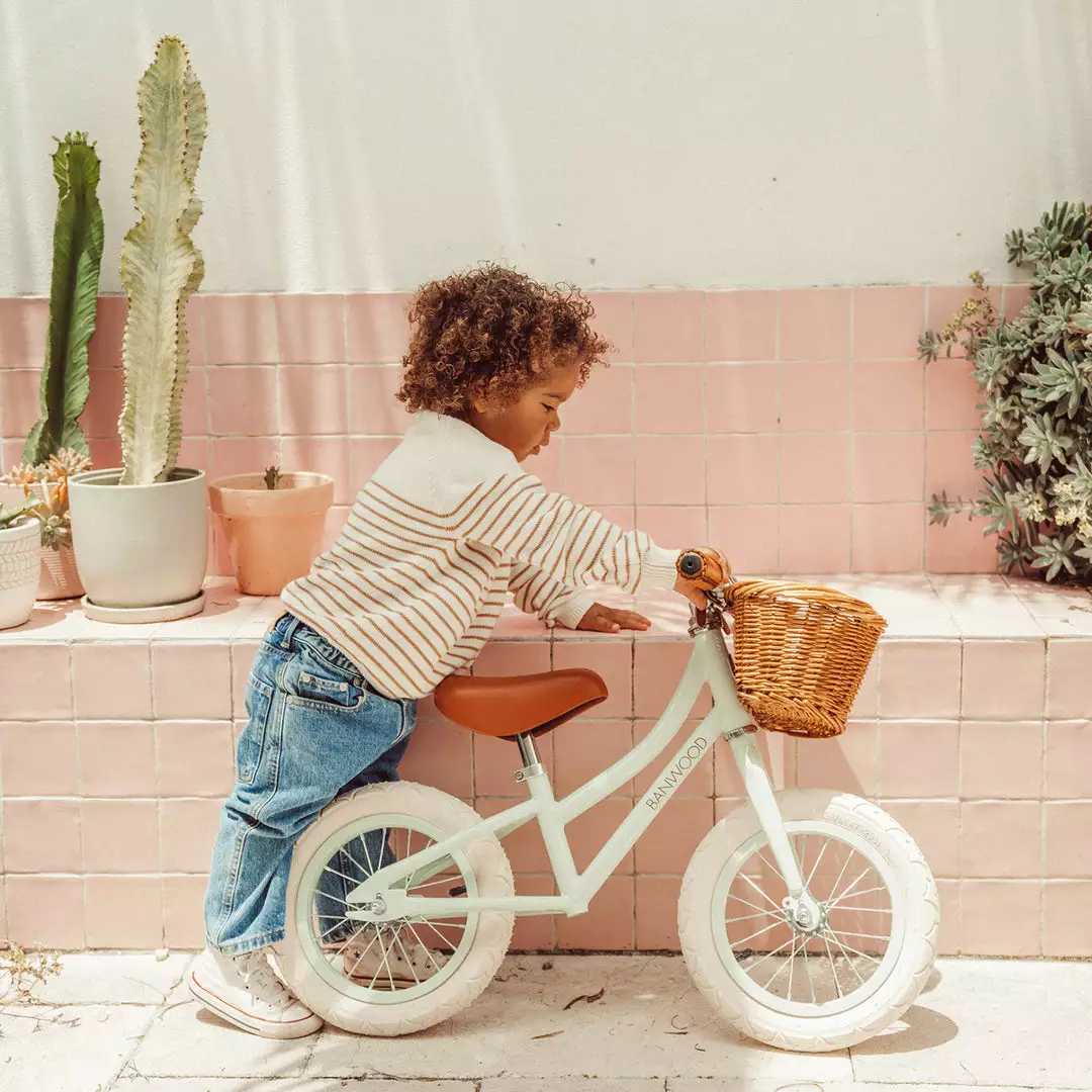 Banwood First Go Balance Bike - Mint 12 Banwood First Go Balance Bike - Mint