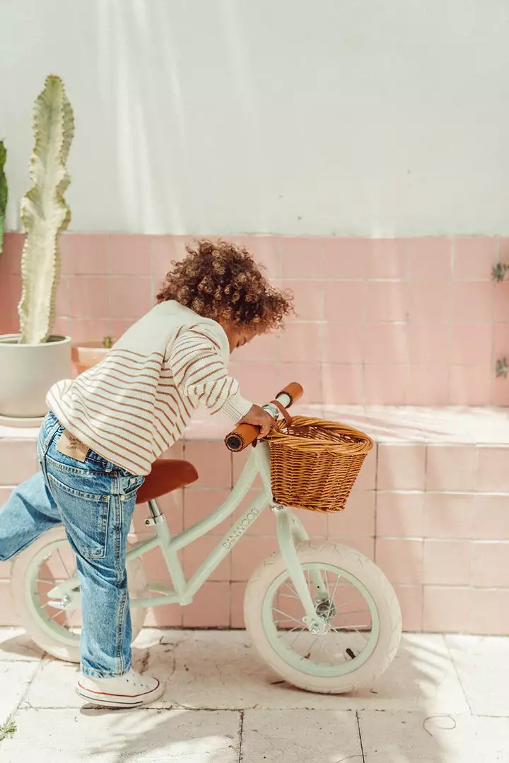 Banwood First Go Balance Bike - Mint 7 Banwood First Go Balance Bike - Mint