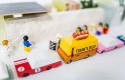 Candylab - Candyvan Hot Dog Van Toy Cars & Vehicles