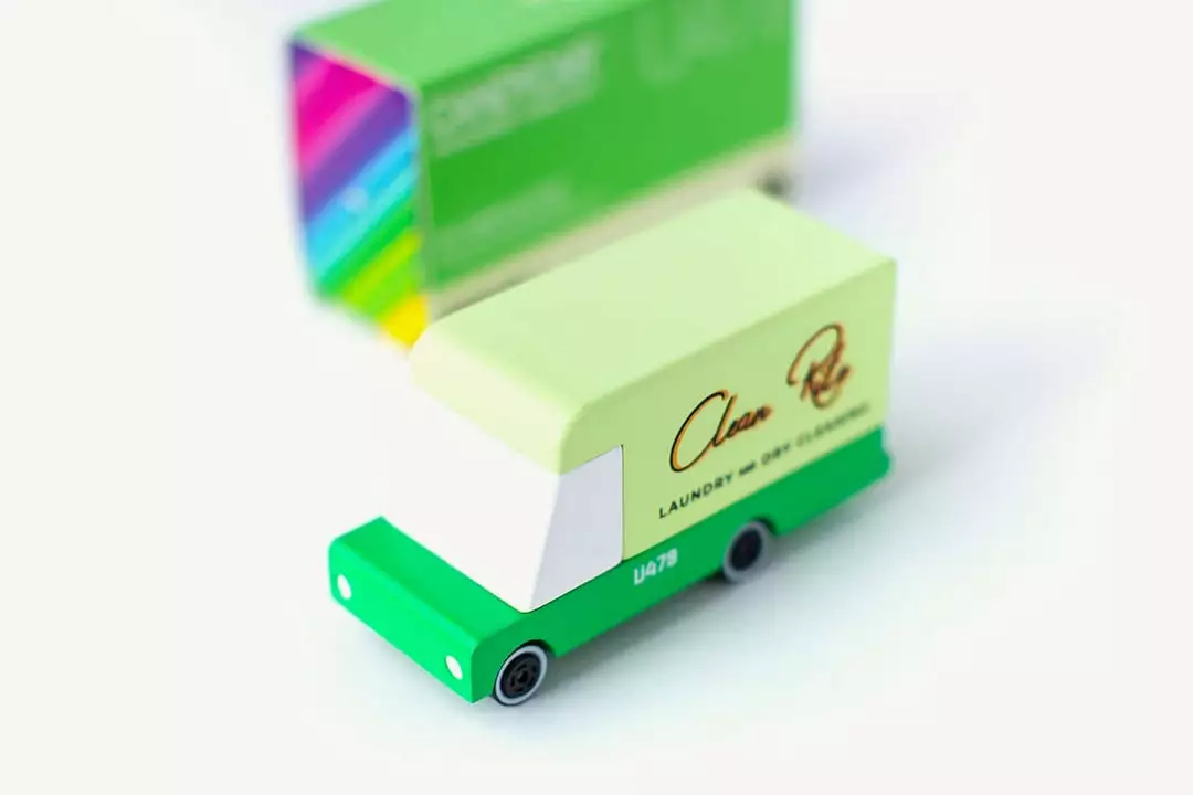 Toy Cars & Vehicles Candylab - Candyvan Laundry Van 4 Toy Cars & Vehicles Candylab - Candyvan Laundry Van