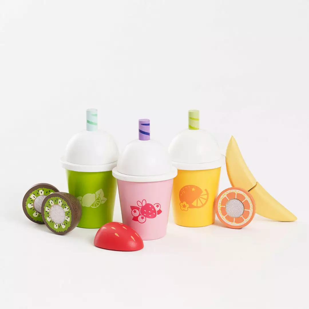 Le Toy Van - Honeybake Take Away Fruit Smoothies Sale 3 Le Toy Van - Honeybake Take Away Fruit Smoothies Sale