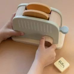 Little Dutch - Wooden Toaster Set