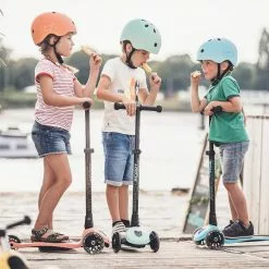 Scoot And Ride Scooter - Highwaykick 3 LED In Peach Scooters And Ride Ons