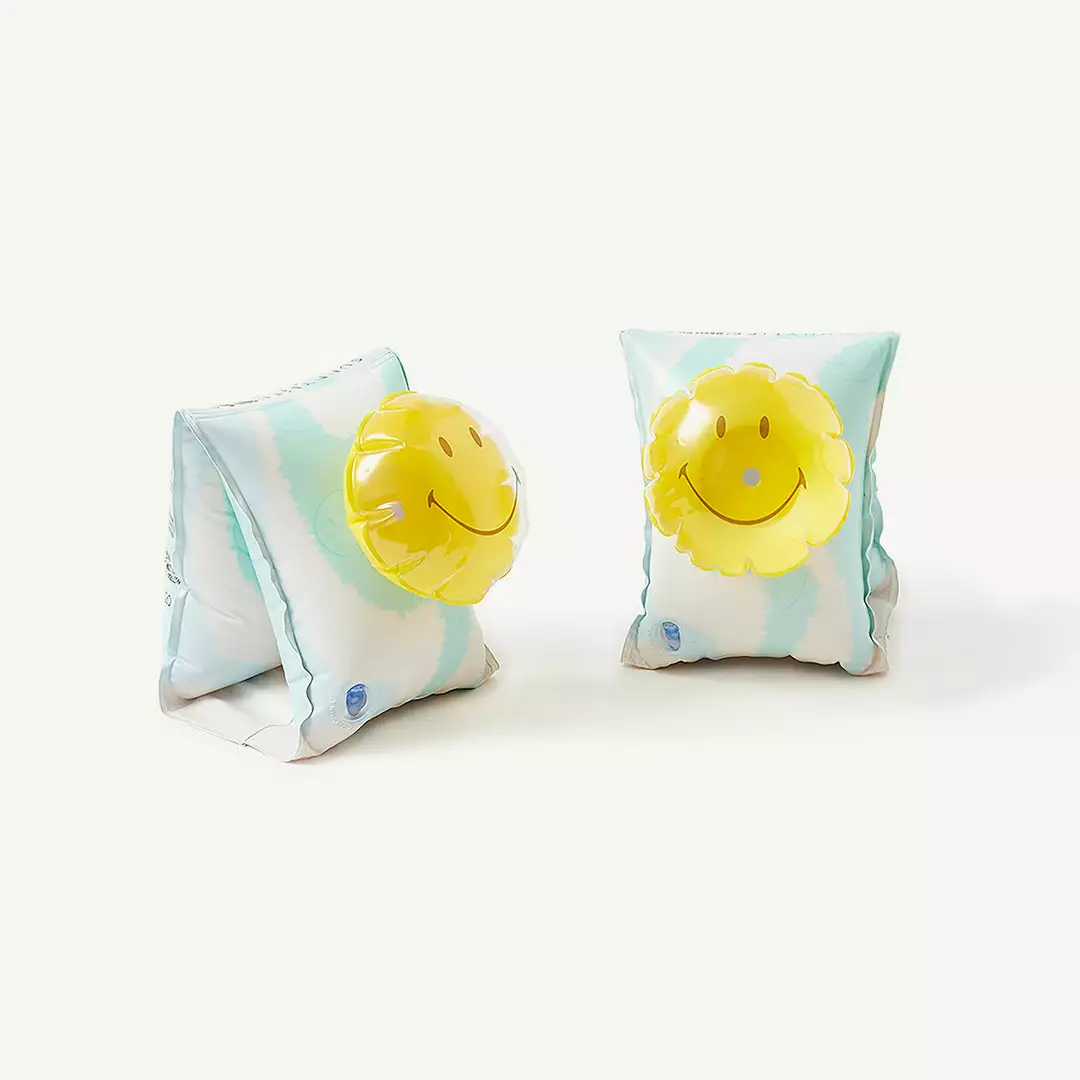 Sunnylife - Buddy Float Bands Smiley Holiday Shop 1 Sunnylife - Buddy Float Bands Smiley Holiday Shop