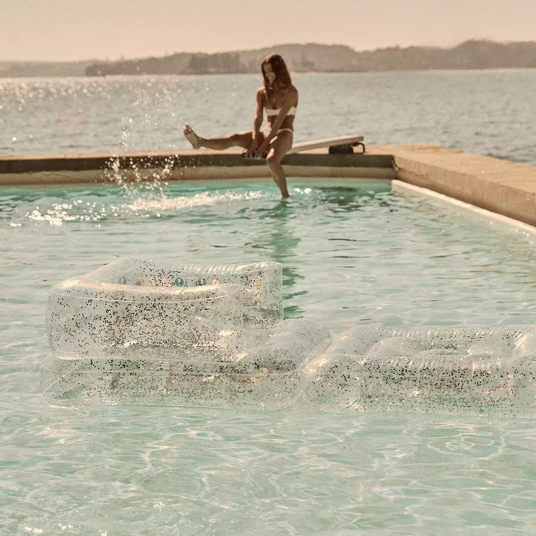 Holiday Shop Sunnylife - Inflatable Lilo Chair Glitter 5 Holiday Shop Sunnylife - Inflatable Lilo Chair Glitter