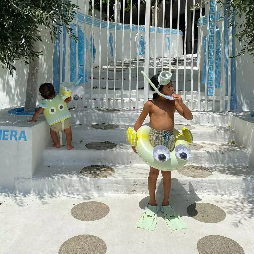 Sunnylife - Dive Set Mint Marble Holiday Shop 6 Sunnylife - Dive Set Mint Marble Holiday Shop